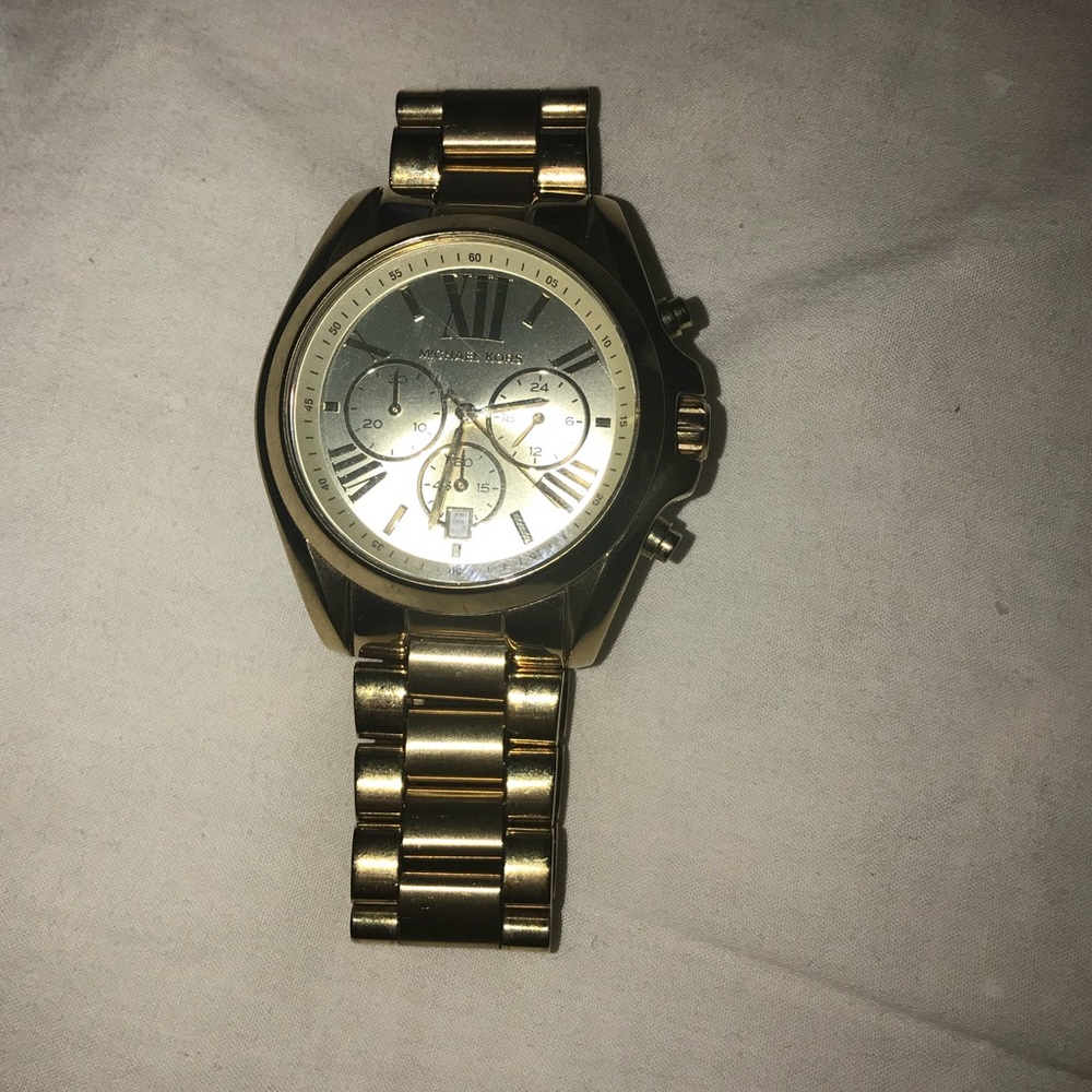 Micheal kors gold watch - Picture 1 of 2
